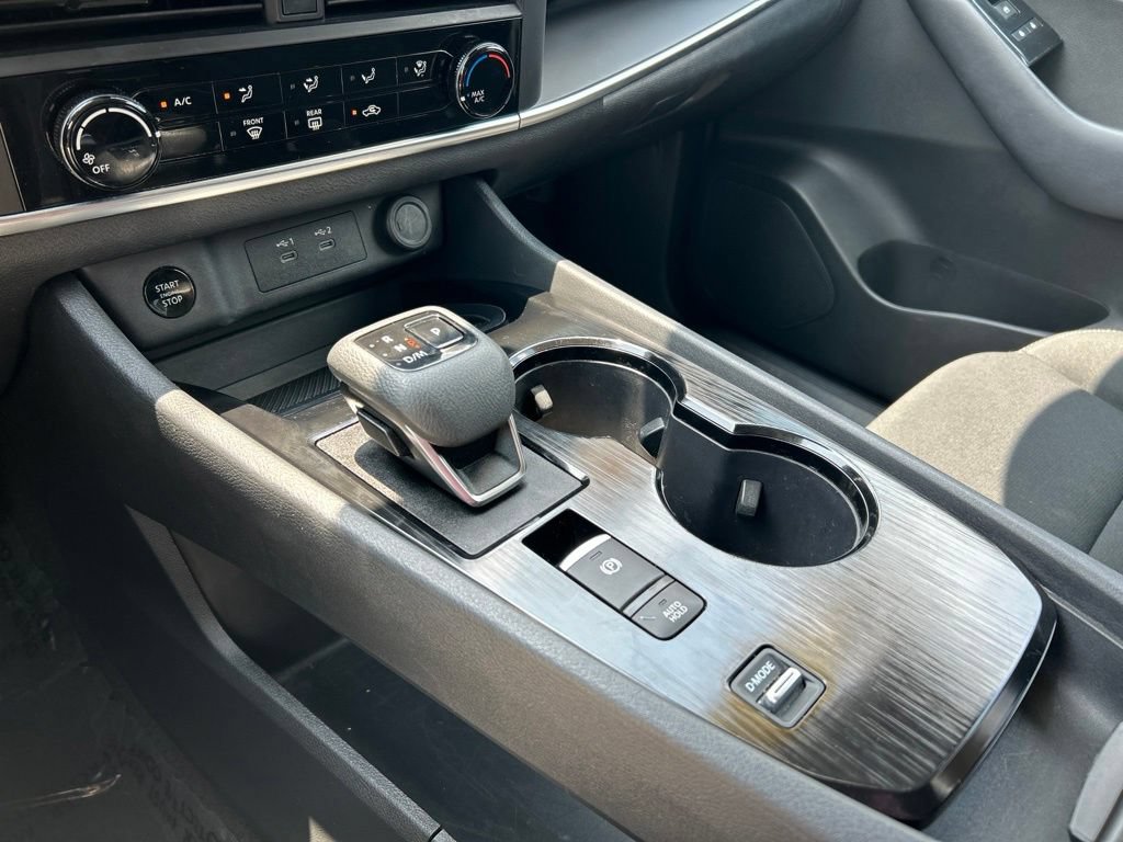 Certified 2024 Nissan Rogue S FWD image 36