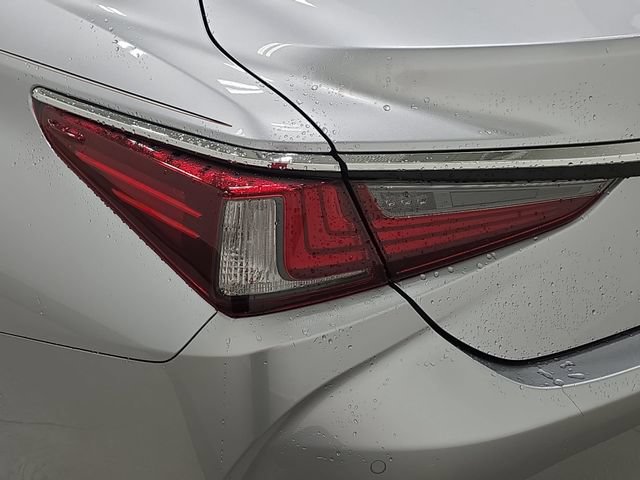 Used 2022 Lexus ES 350 w/ Premium Package FWD image 31