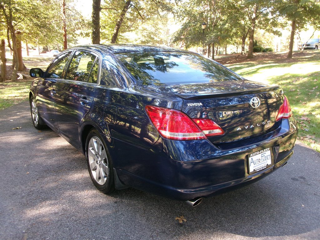 Used 2006 Toyota Avalon Limited image 7