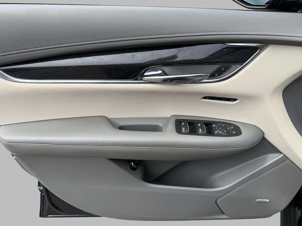 Used 2020 Cadillac XT6 Premium Luxury FWD image 20