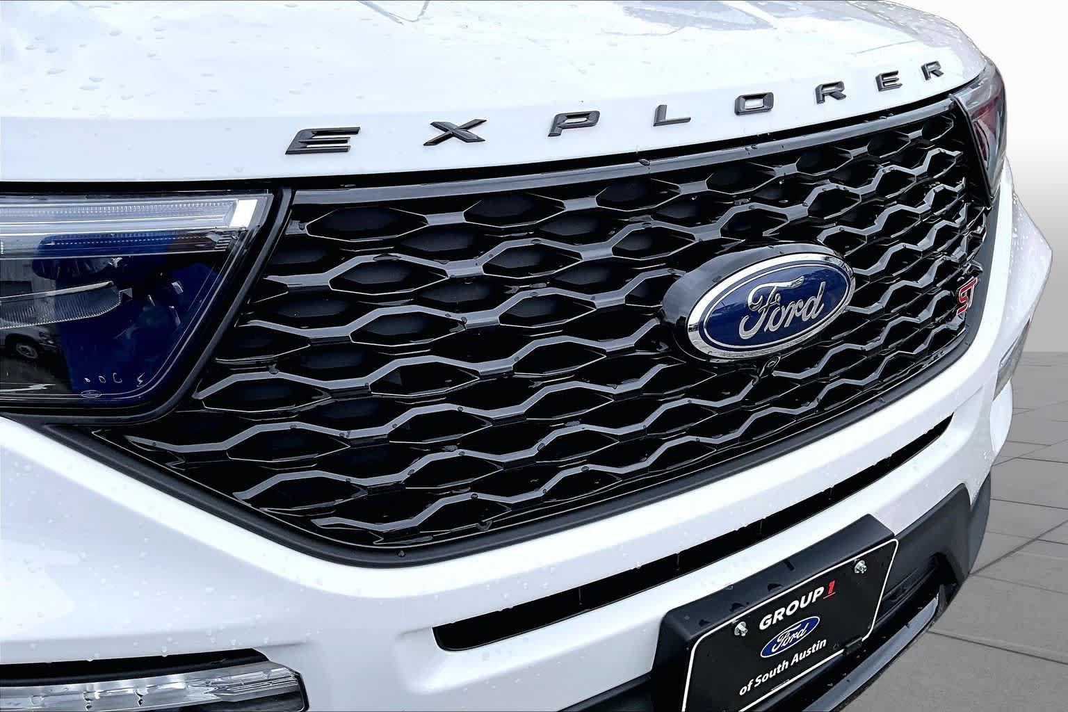 Used 2023 Ford Explorer ST w/ Equipment Group 401A AWD/4WD image 33