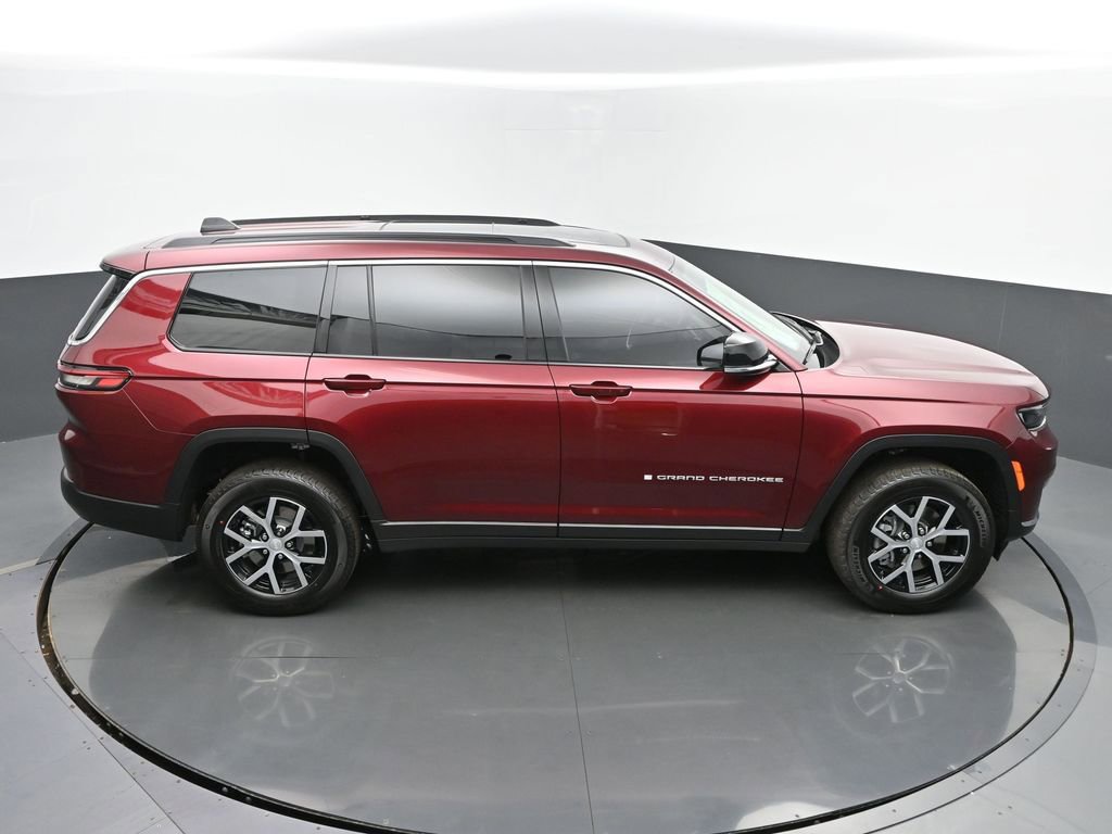 Used 2025 Jeep Grand Cherokee L Limited image 45