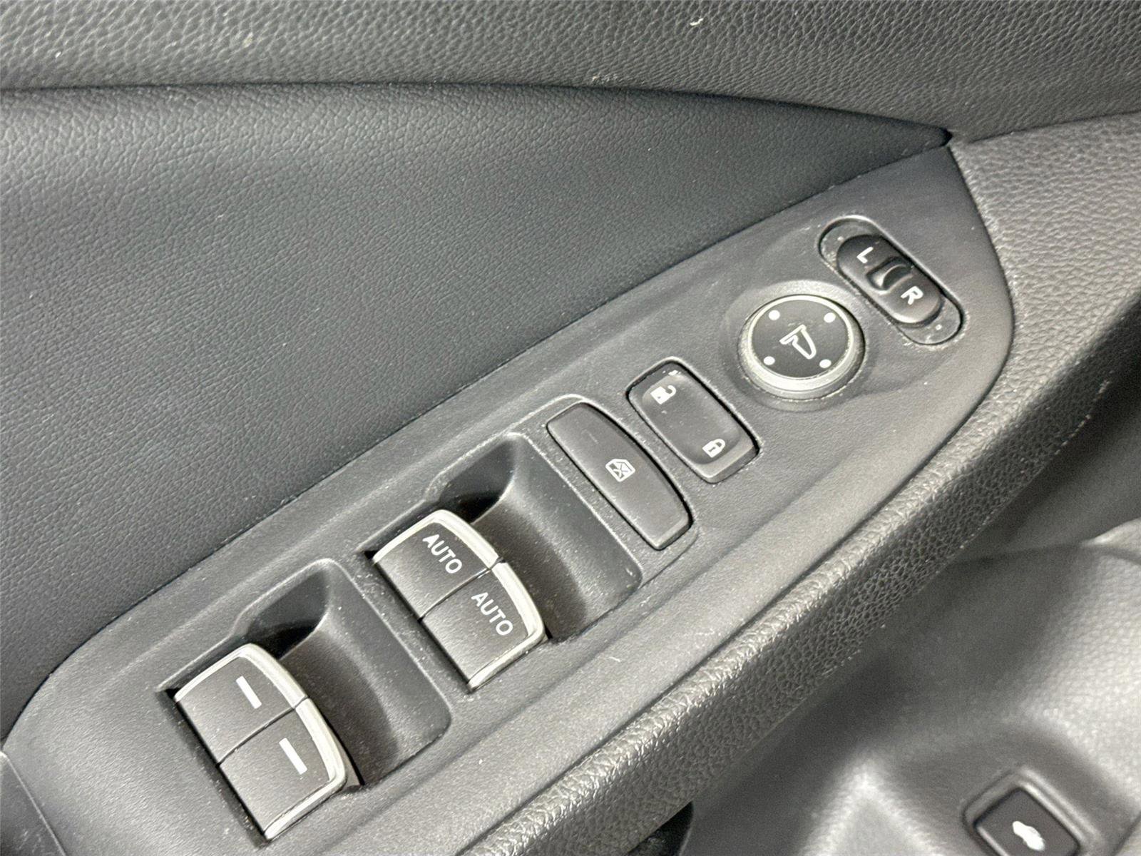 Used 2018 Honda Accord Sport image 26