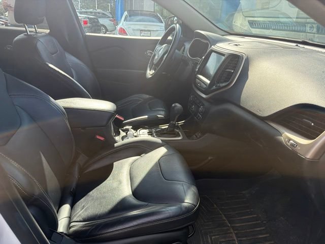 Used 2015 Jeep Cherokee Limited FWD image 15