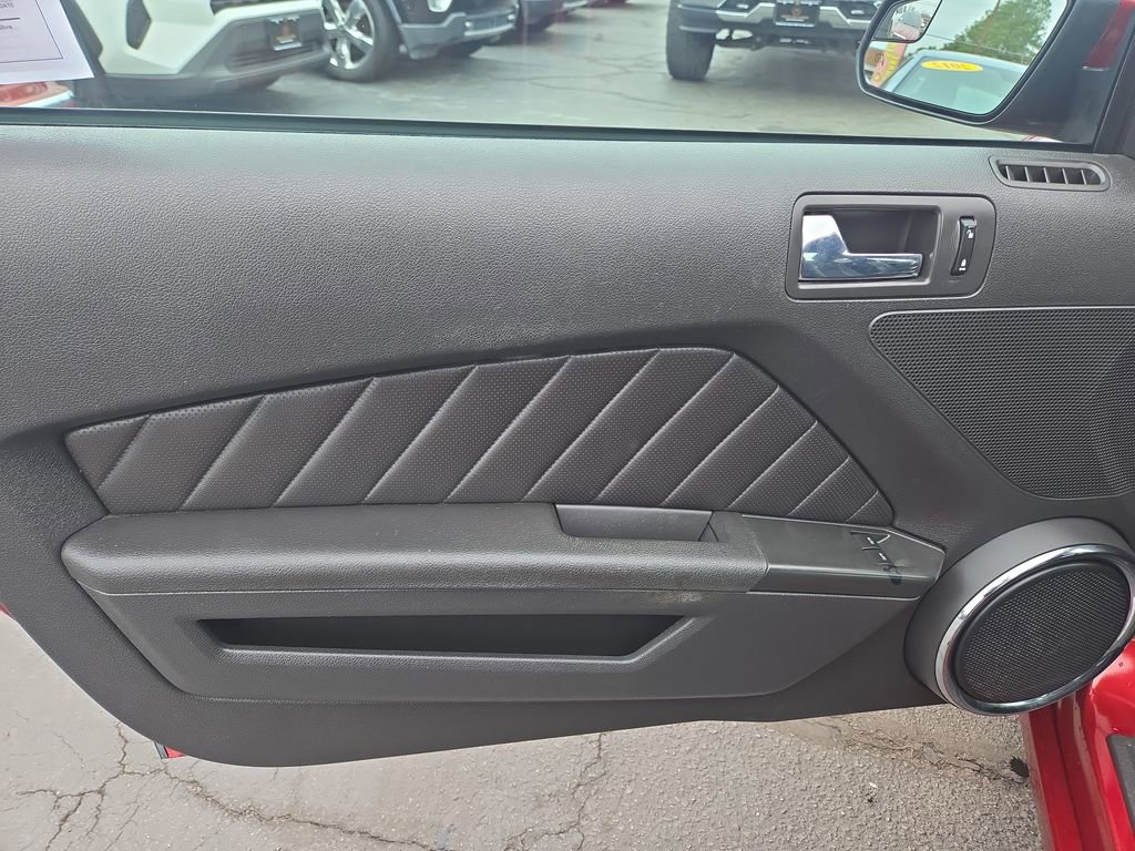 Used 2014 Ford Mustang Premium w/ Equipment Group 202A image 12