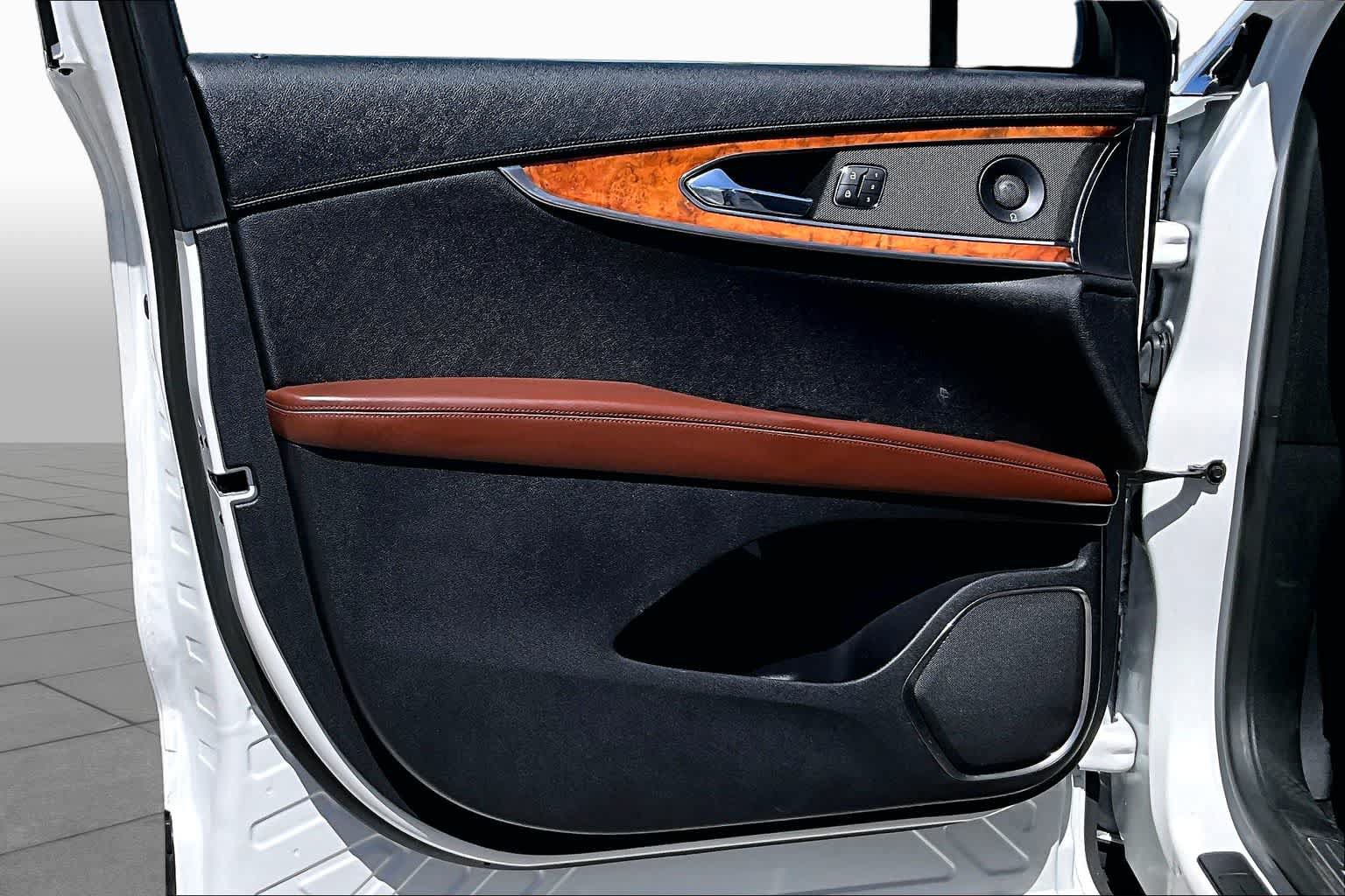 Used 2020 Lincoln Nautilus Reserve FWD image 26