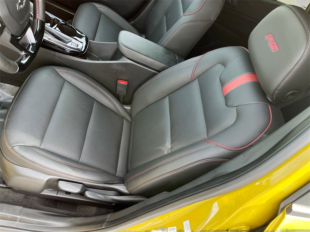 Used 2025 Chevrolet Trax RS w/ Driver Confidence Package image 19