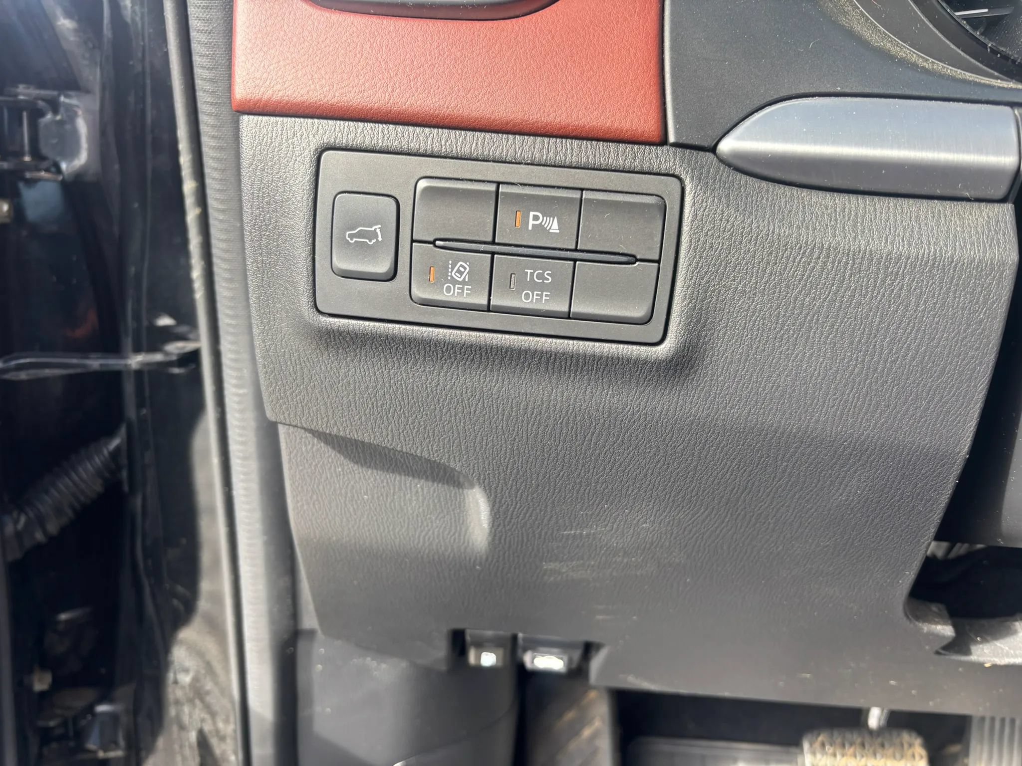 Used 2018 MAZDA CX-9 Signature AWD/4WD image 23