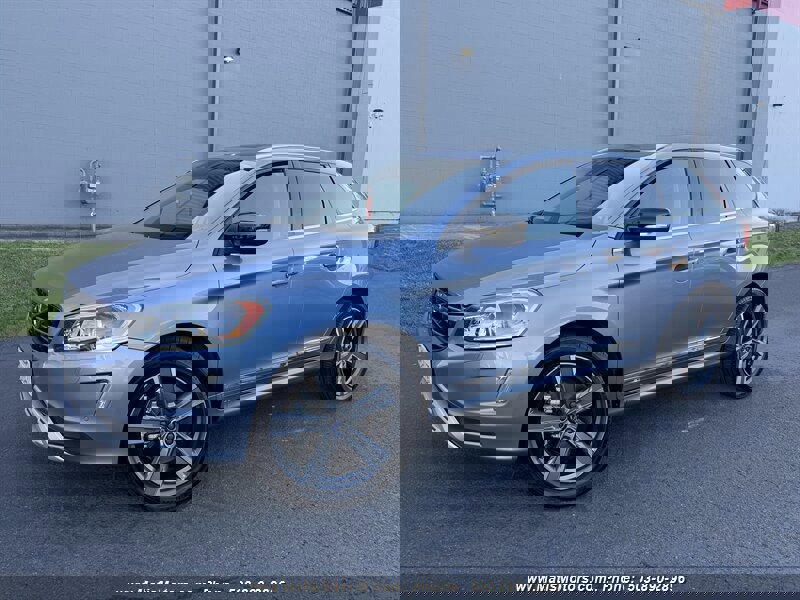 Used 2017 Volvo XC60 T6 Dynamic w/ Advanced Package