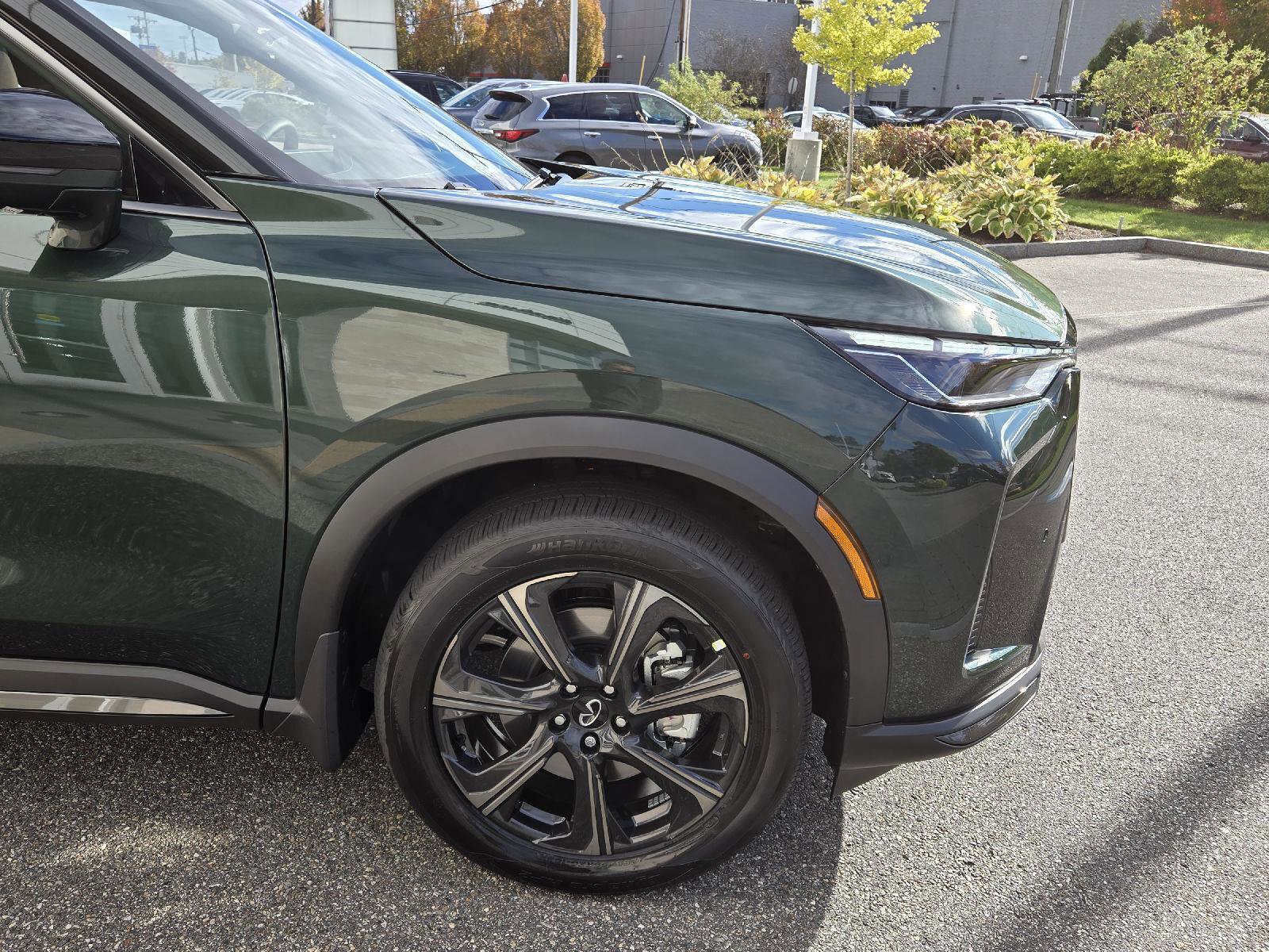 New 2026 INFINITI QX60 Autograph w/ Dark Cargo Package image 16