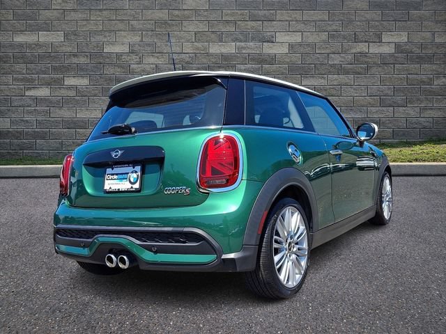 Used 2024 MINI Cooper S FWD image 6