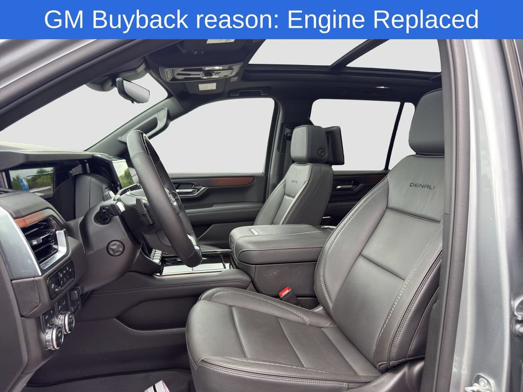 Used 2025 GMC Yukon Denali w/ Denali Reserve Package AWD/4WD image 9
