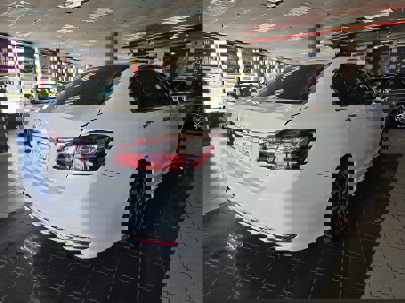 Used 2016 Honda Accord EX image 4