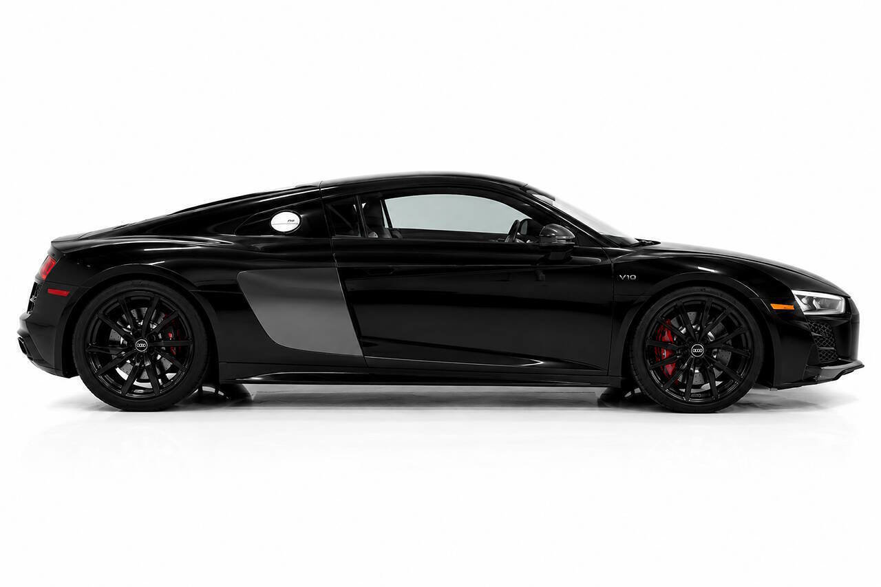 Used 2022 Audi R8 V10 RWD image 9