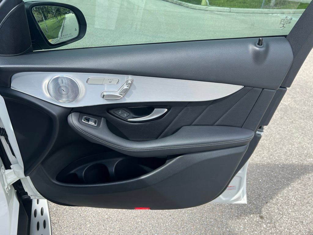 Used 2019 Mercedes-Benz GLC 300 image 8