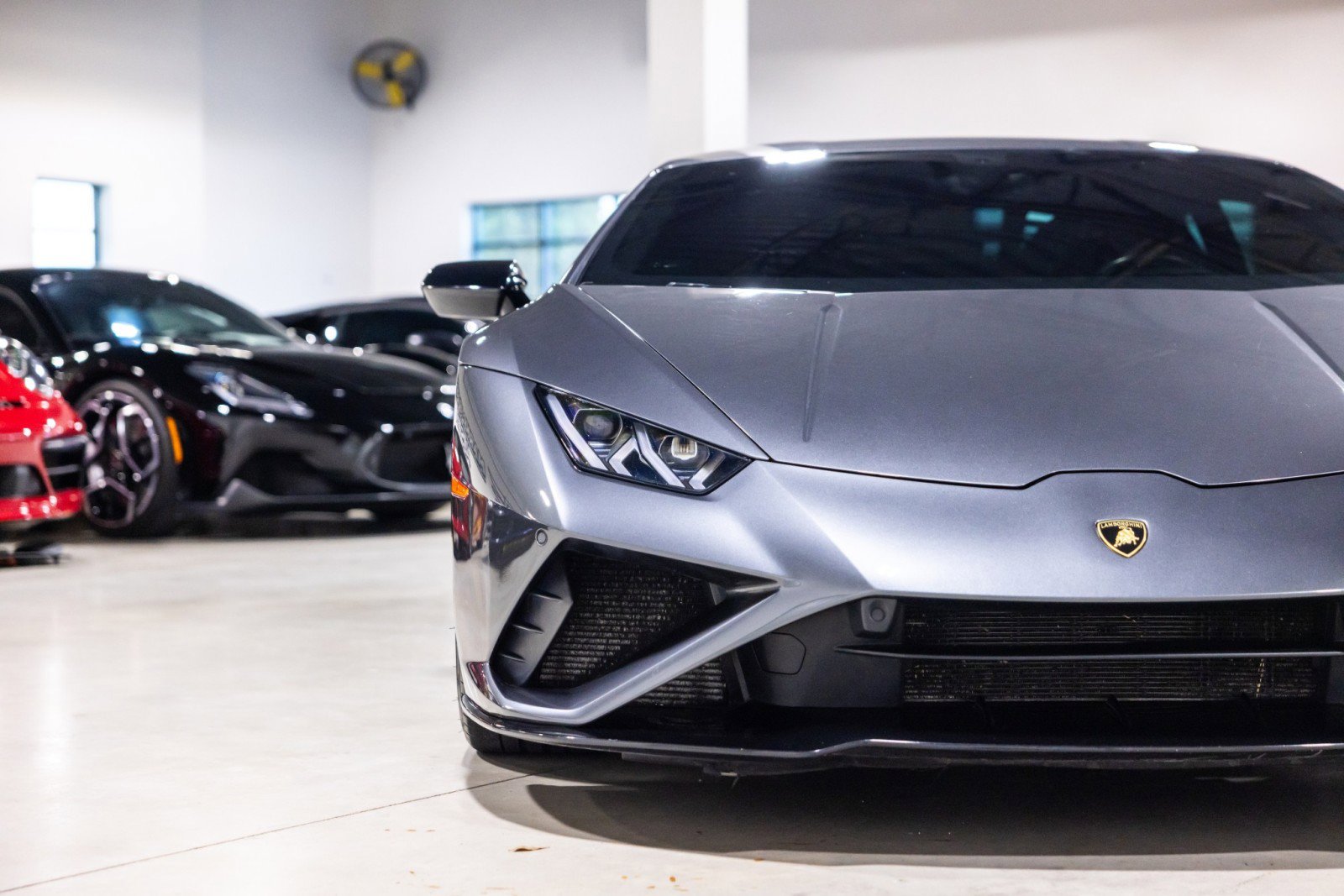 Used 2021 Lamborghini Huracan EVO RWD image 22