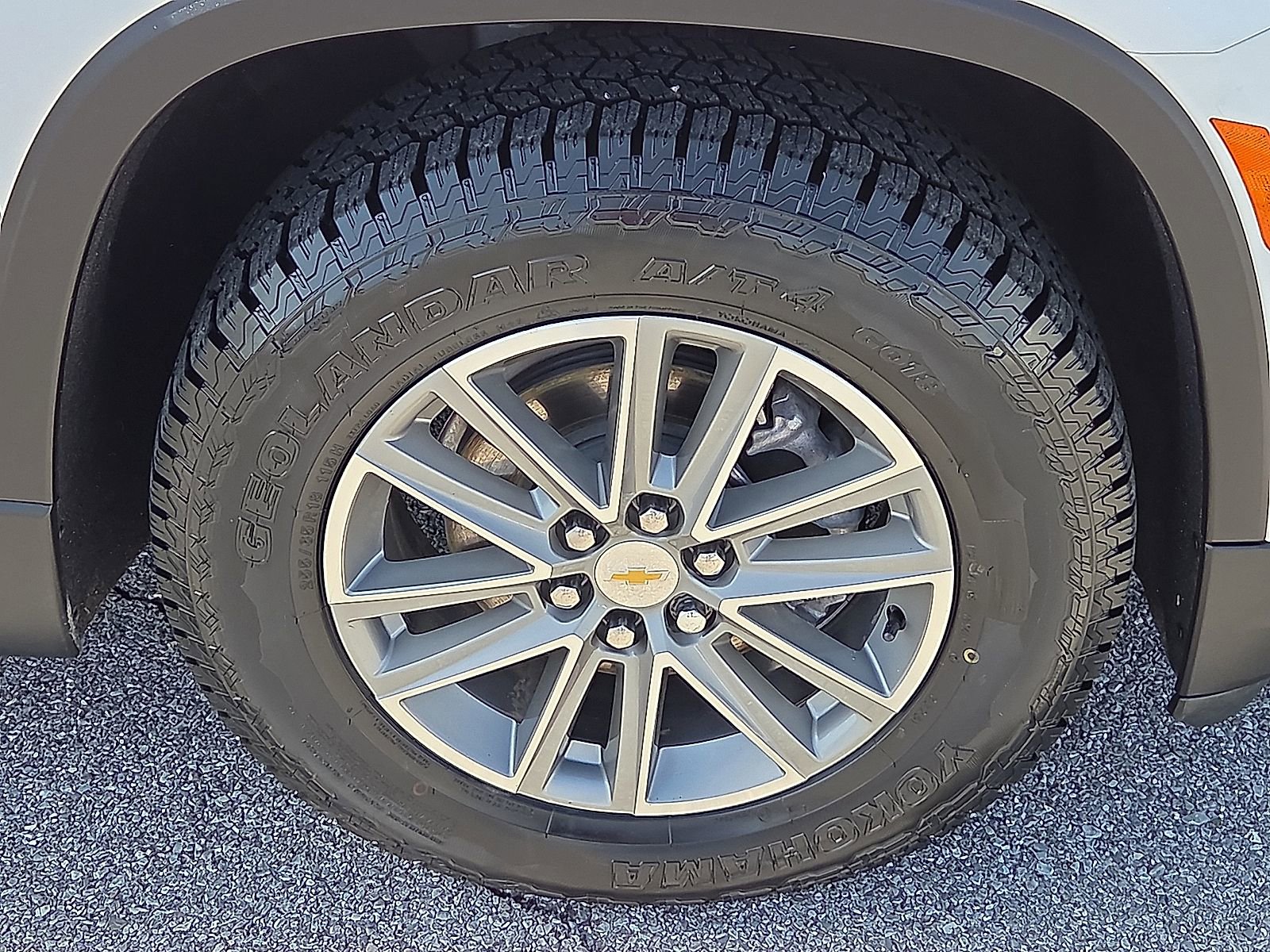 Used 2023 Chevrolet Traverse LT AWD/4WD image 7