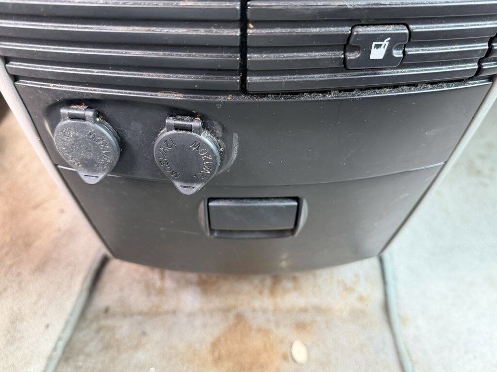 Used 2006 Toyota Sienna CE FWD image 23