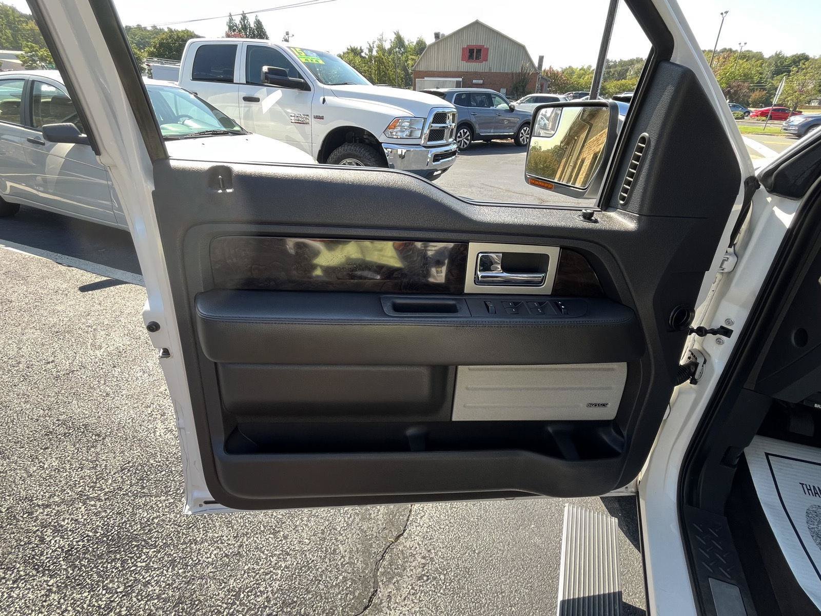 Used 2013 Ford F150 Platinum RWD image 30