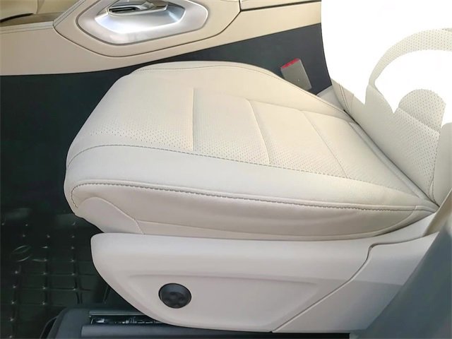 Used 2024 Mercedes-Benz GLE 450 4MATIC image 14