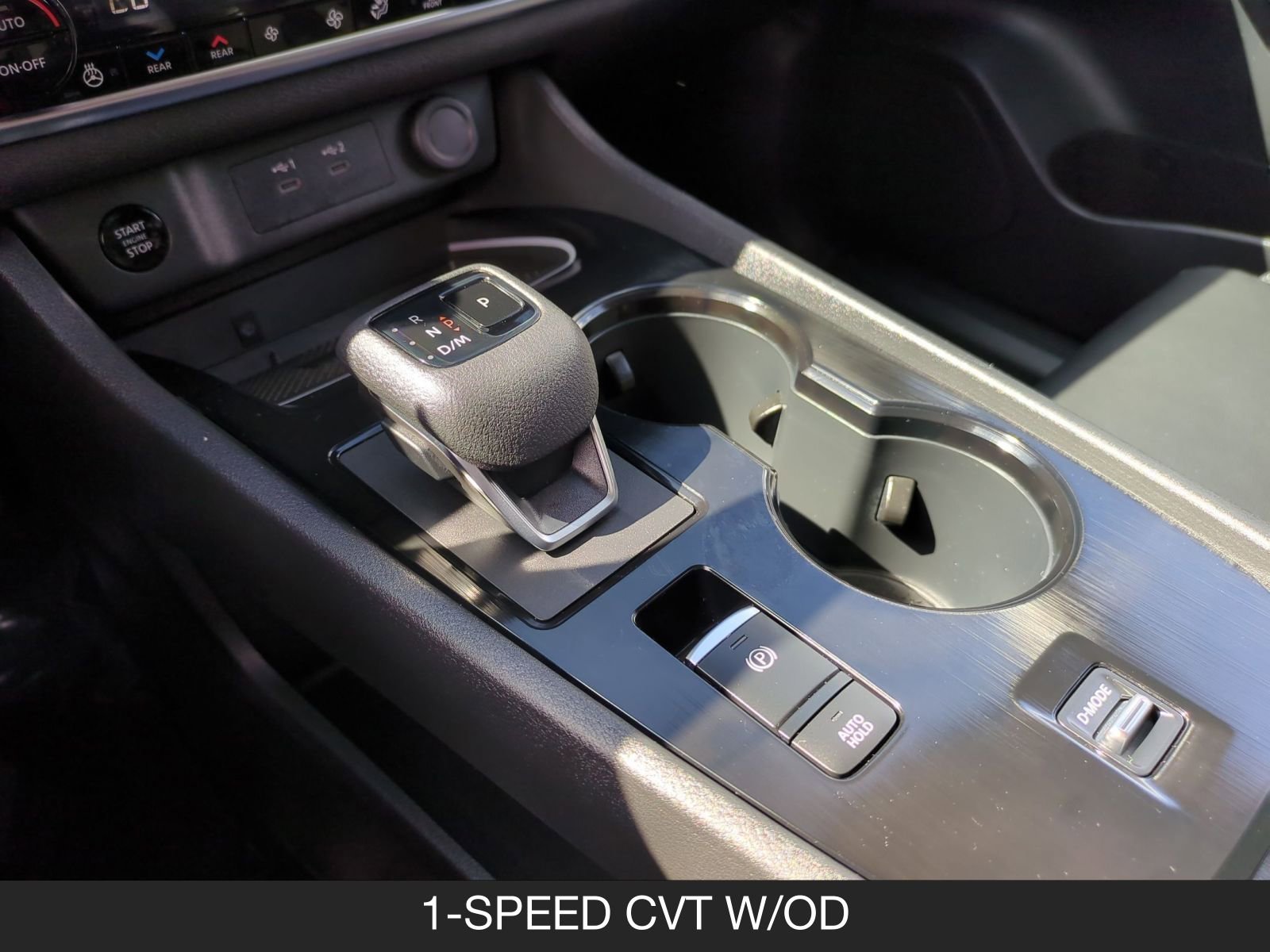 Certified 2025 Nissan Rogue SL w/ Tech Package image 16