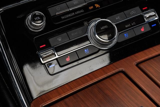 Used 2021 Lincoln Navigator Reserve w/ Luxury Package image 28