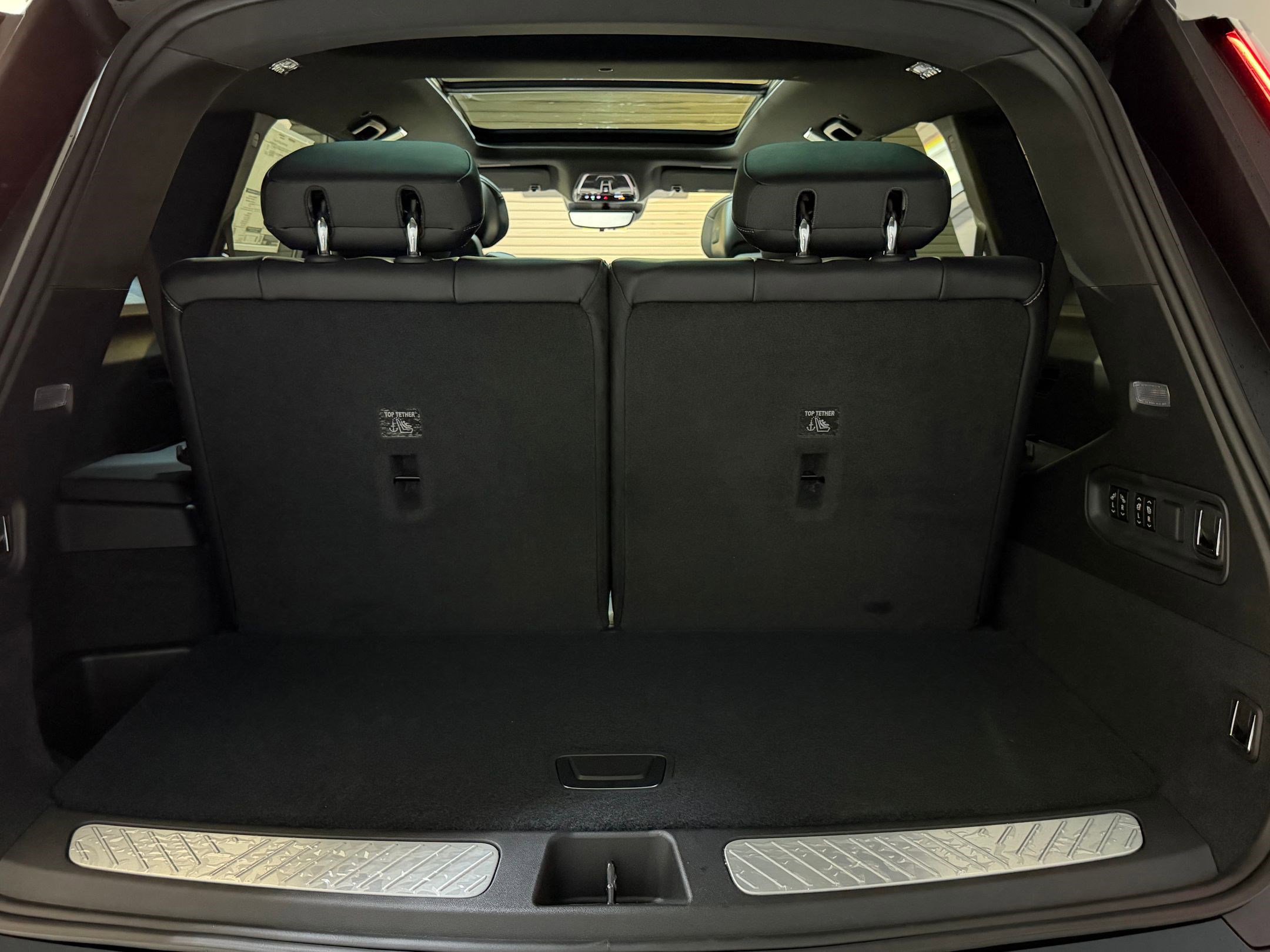 New 2026 Cadillac Vistiq Sport image 45