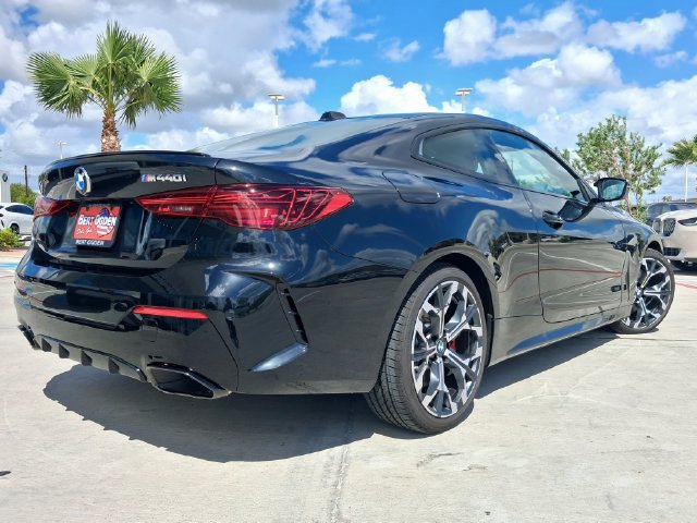 New 2027 BMW M440i Coupe w/ Premium Package RWD image 7