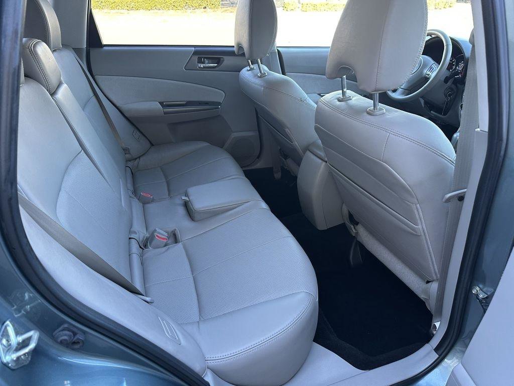 Used 2011 Subaru Forester 2.5X Touring AWD/4WD image 30