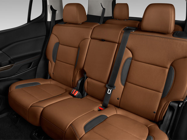 Used 2021 GMC Acadia AT4 w/ LPO, 'HIT The Road' Package image 11