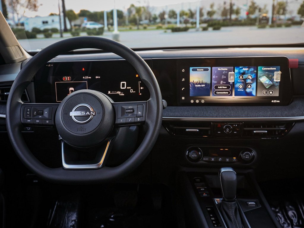 New 2026 Nissan Kicks SV image 22