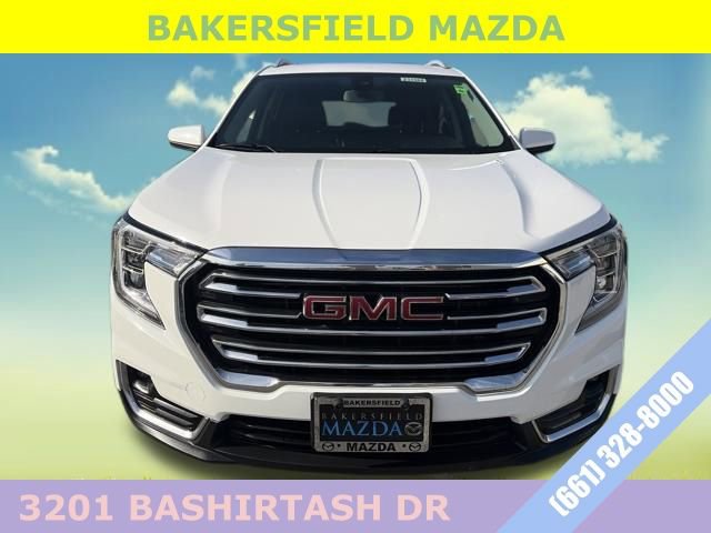 Used 2024 GMC Terrain SLT image 8
