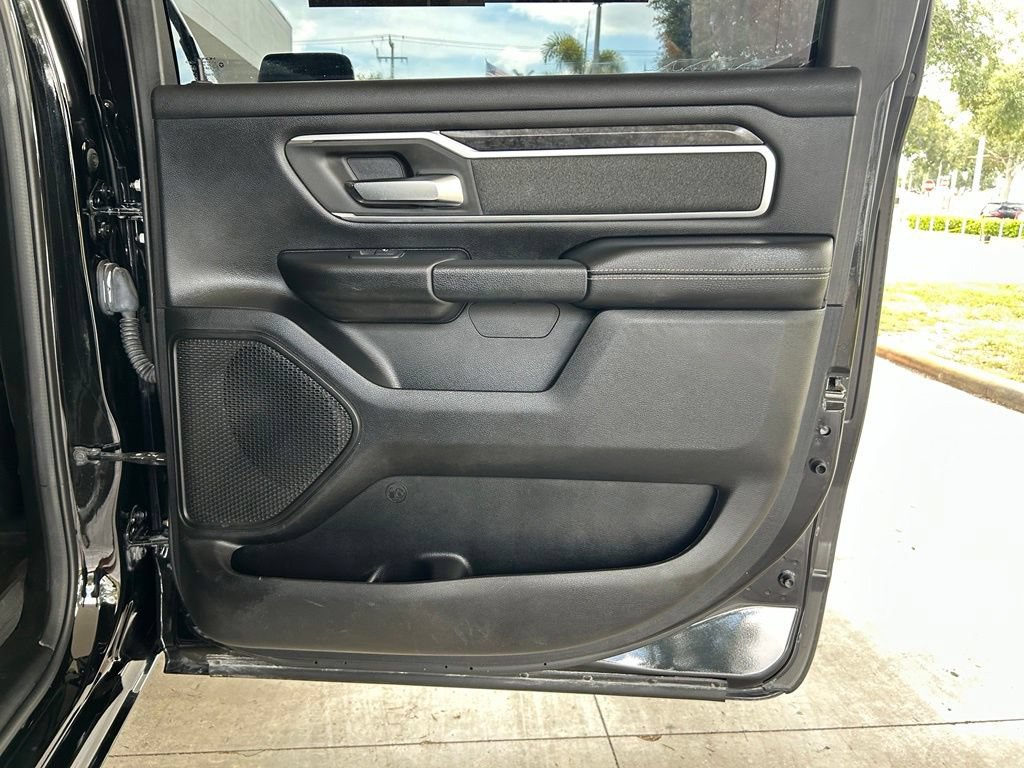 Used 2019 RAM 1500 Big Horn RWD image 32