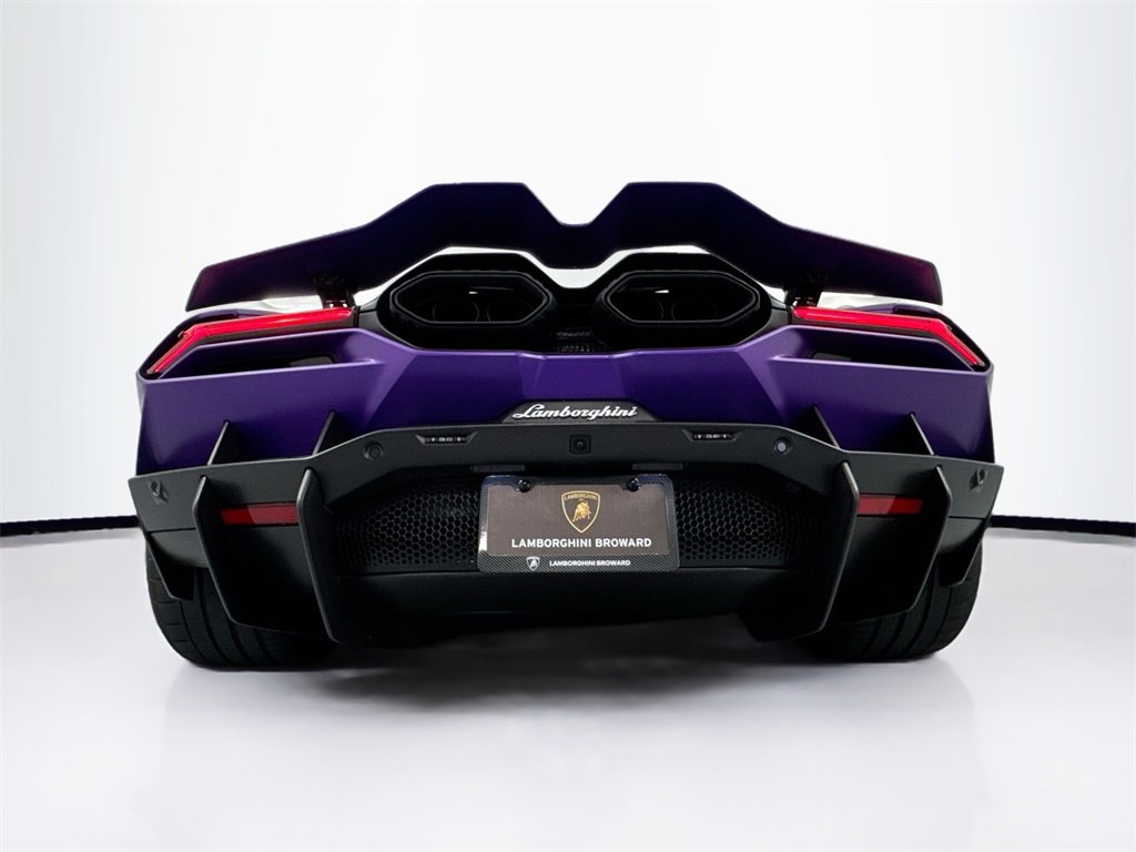 Used 2024 Lamborghini Revuelto image 28