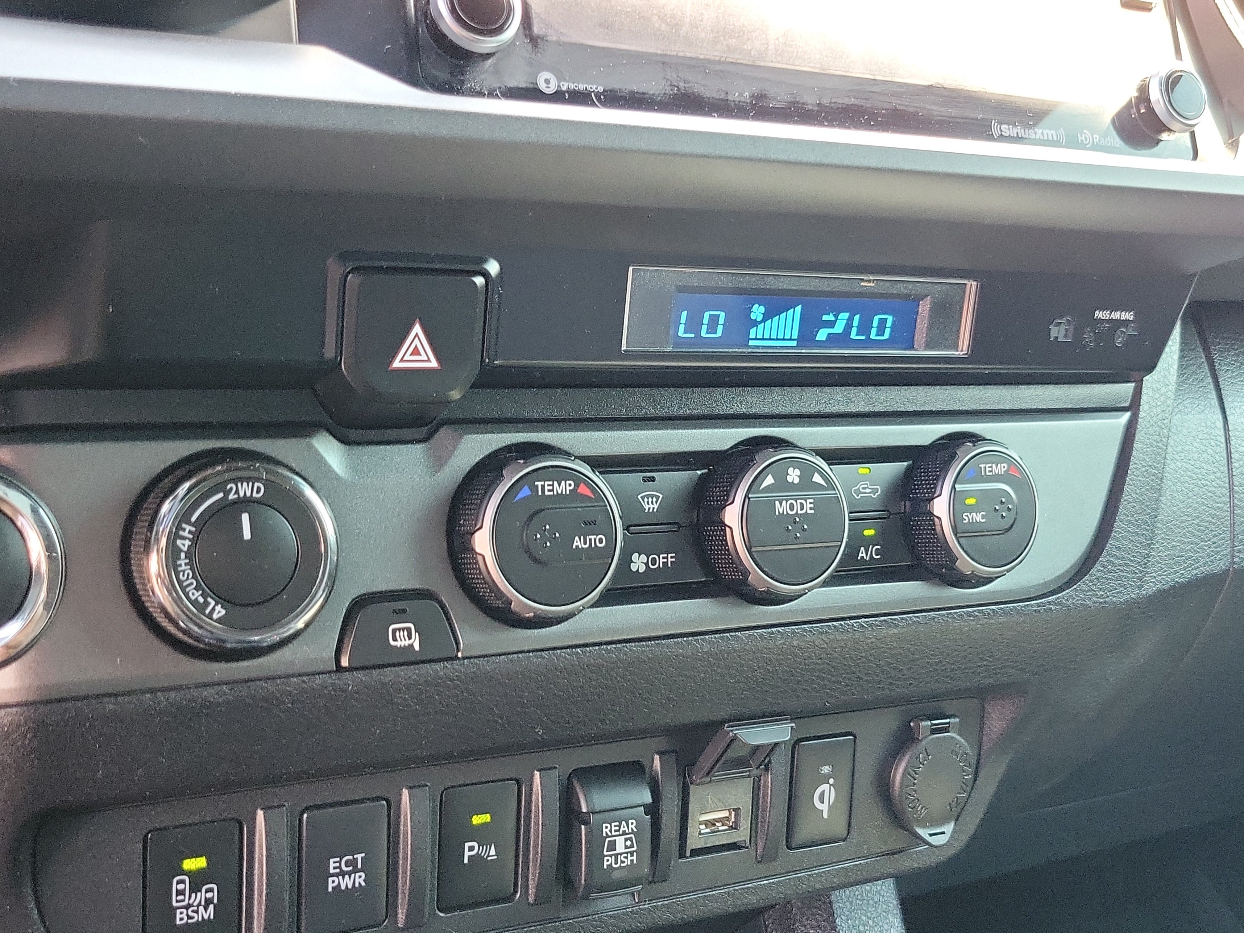 Certified 2023 Toyota Tacoma TRD Off-Road w/ Technology Package AWD/4WD image 28