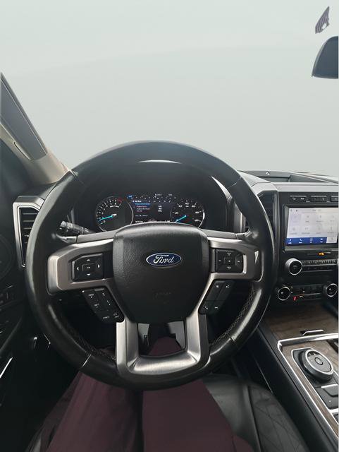 Used 2021 Ford Expedition Max Platinum AWD/4WD image 16