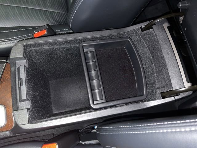 Used 2025 Subaru Ascent Touring w/ Popular Package #2 image 24