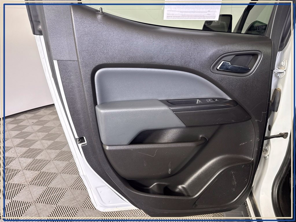 Used 2017 Chevrolet Colorado Z71 AWD/4WD image 39