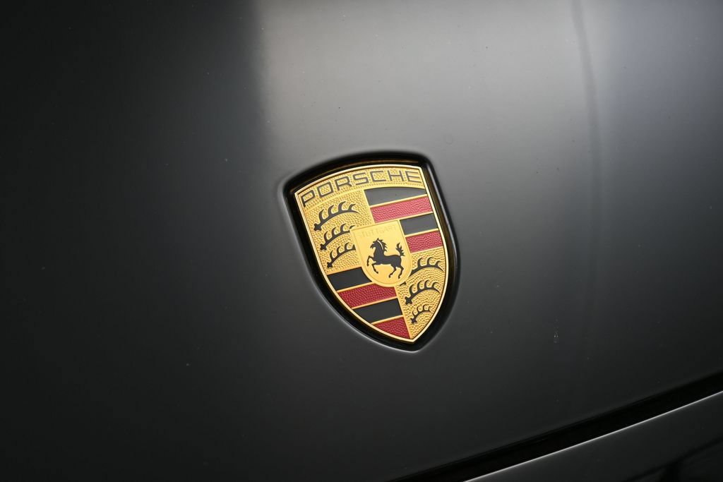 Certified 2023 Porsche Cayenne Platinum Edition AWD/4WD image 13