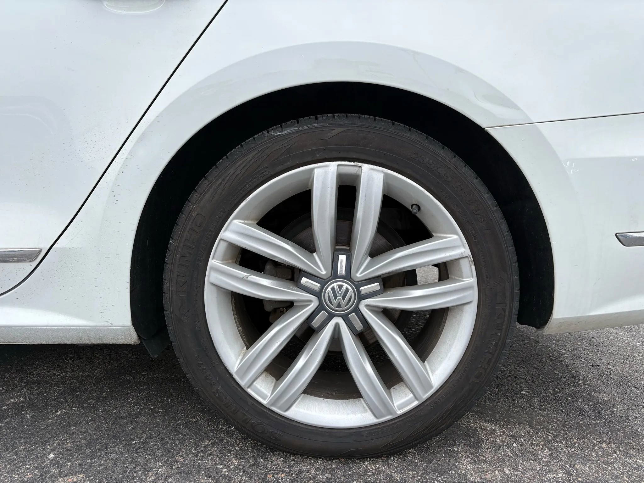 Used 2017 Volkswagen Passat 1.8T SEL Premium image 28