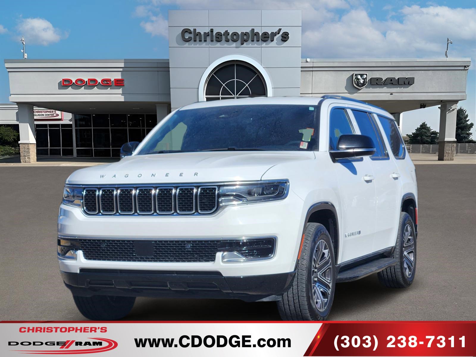 Used 2025 Jeep Wagoneer 4WD image 7