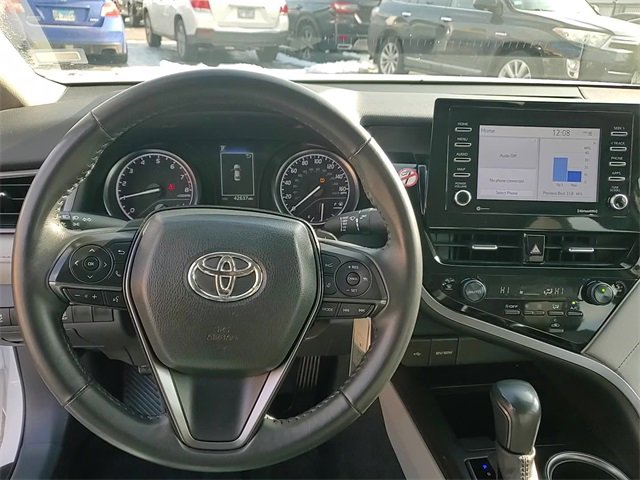 Used 2024 Toyota Camry SE image 22