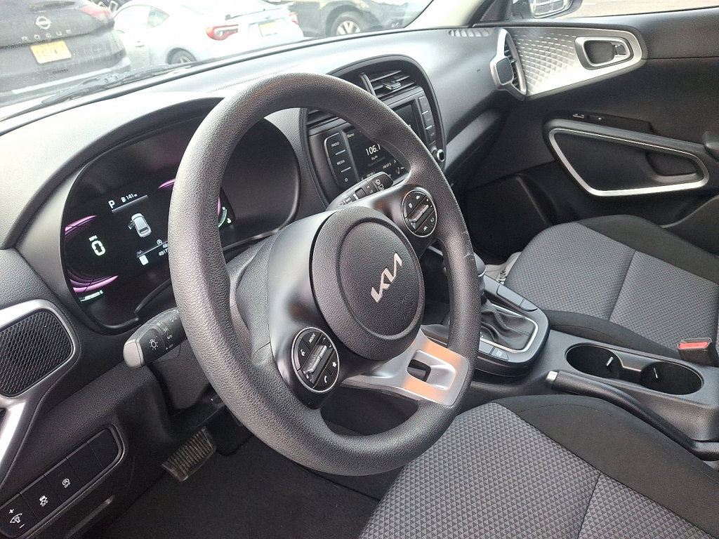 Used 2023 Kia Soul LX w/ Option Group 015 image 25