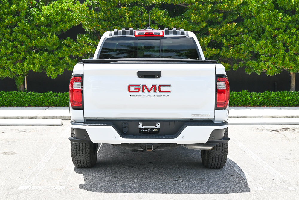 Used 2024 GMC Canyon Elevation w/ Elevation Premium Package RWD image 5