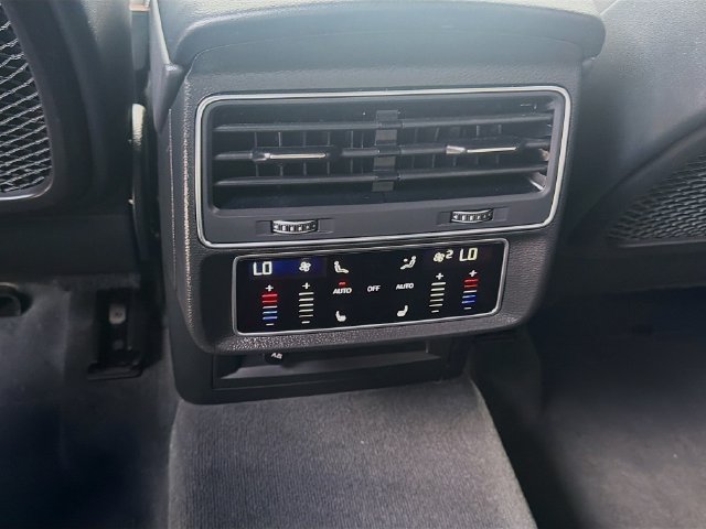Used 2024 Audi SQ8 Prestige AWD/4WD image 24