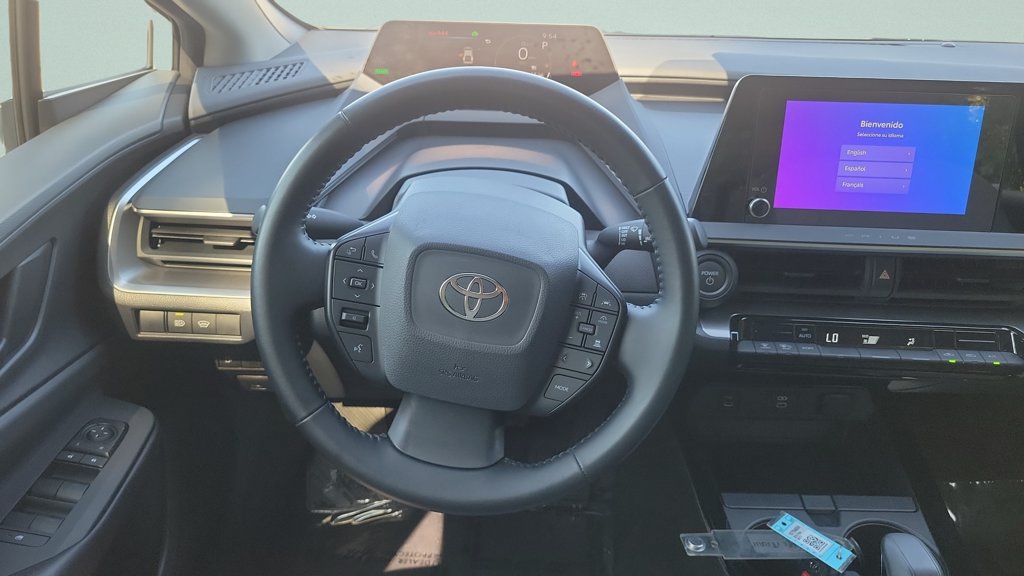 Used 2024 Toyota Prius LE FWD image 12