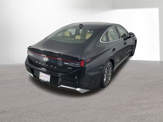 Used 2025 Hyundai Sonata Limited image 40