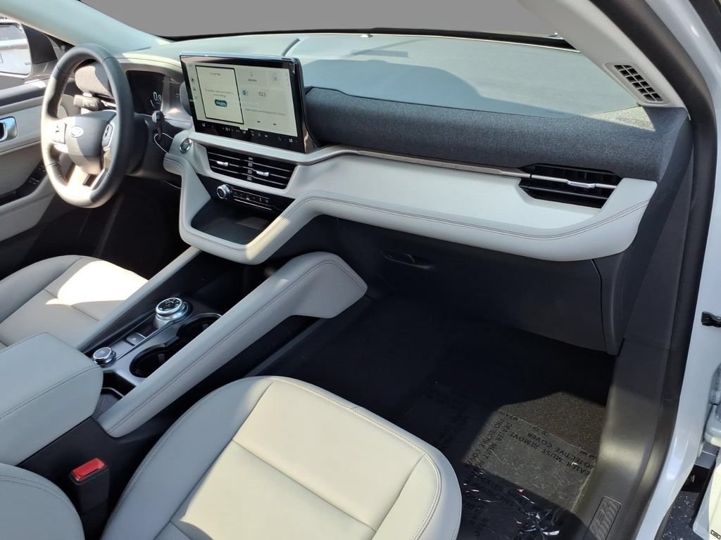 New 2026 Ford Explorer Active w/ Active Comfort Package AWD/4WD image 11