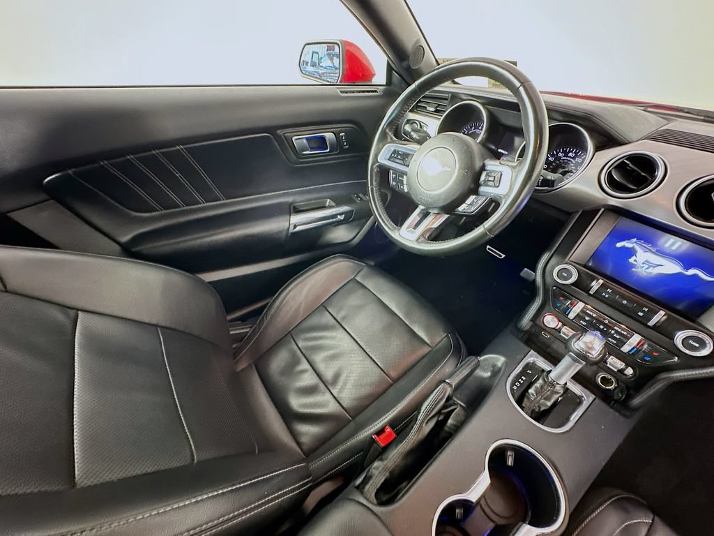 Used 2021 Ford Mustang Premium RWD image 9