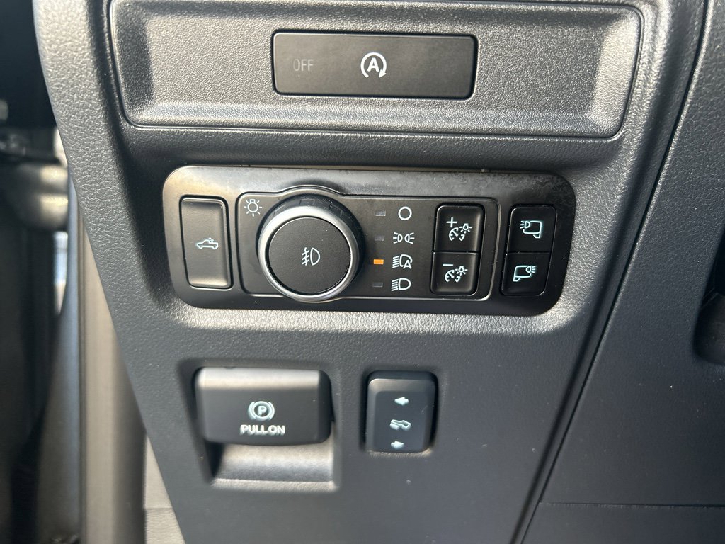 Used 2025 Ford F150 Lariat w/ Equipment Group 501A Mid image 20